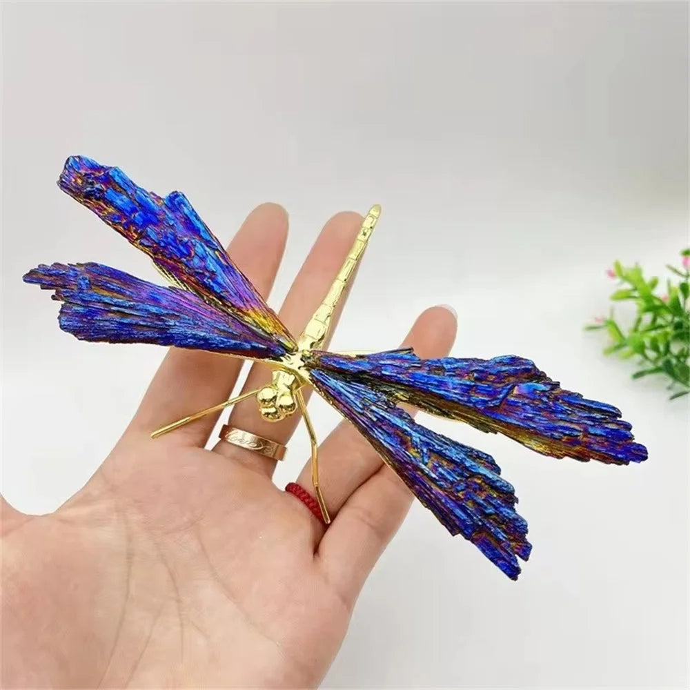 AuraCrafts – Mystischer Drachenflieger aus Tourmalin und Kyanit