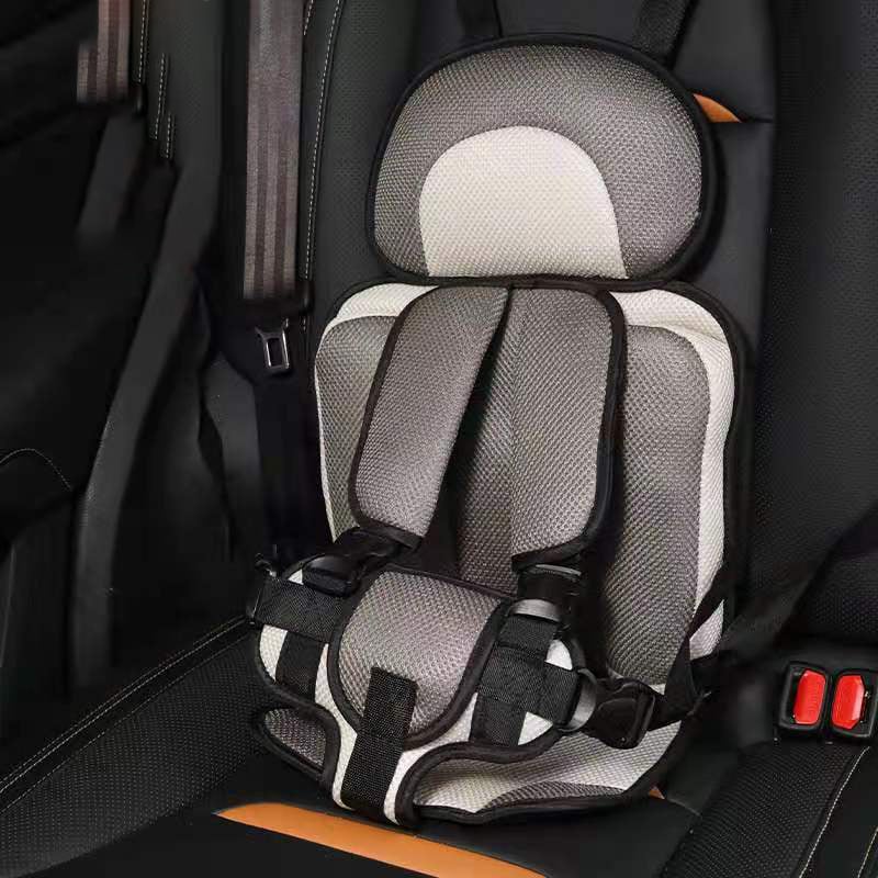 Practical Car Seat for Children – Safe and Mobile