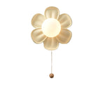 Modern decorative bowl in the shape of a flower