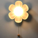 Modern decorative bowl in the shape of a flower