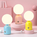 Stylische LED Tischlampe – Runde Glühbirne für modernes Ambiente