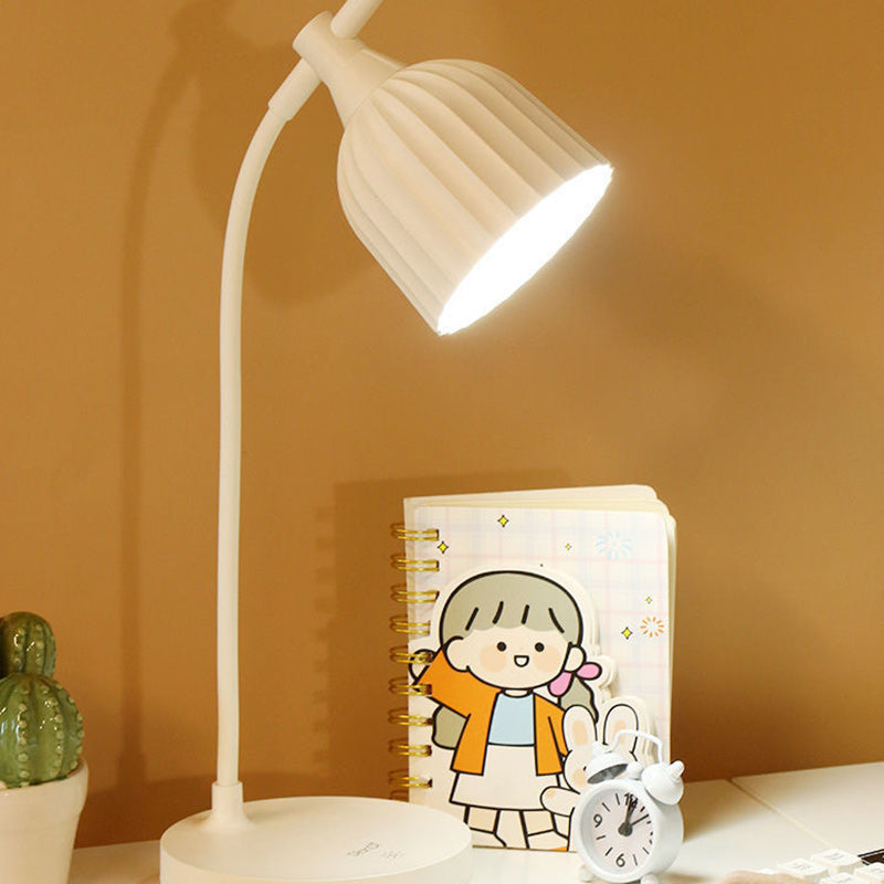 Variable adjustable LED desk lamp