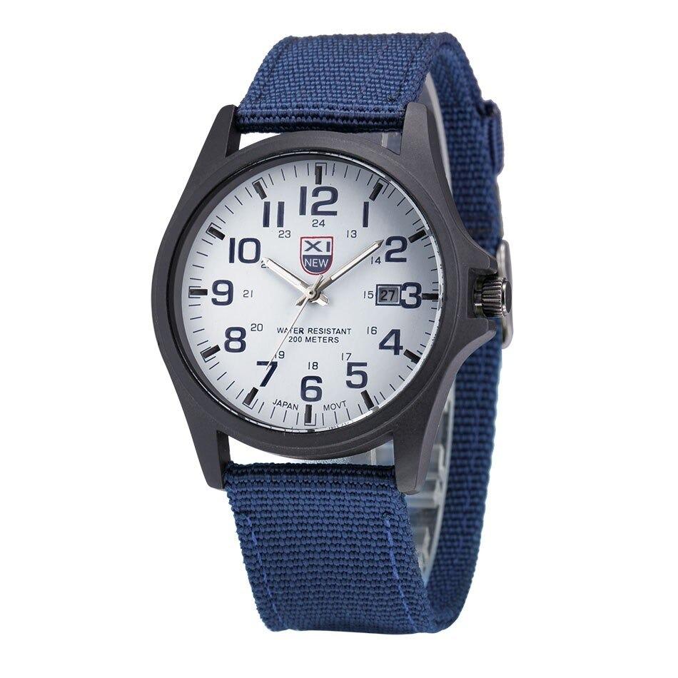 Robuste Armbanduhr im Militärstil für Abenteuer