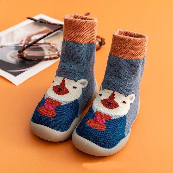 Non-slip slippers for babies