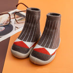 Non-slip slippers for babies