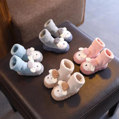Süße Cartoon Plüschschuhe aus Baumwolle für Kleinkinder