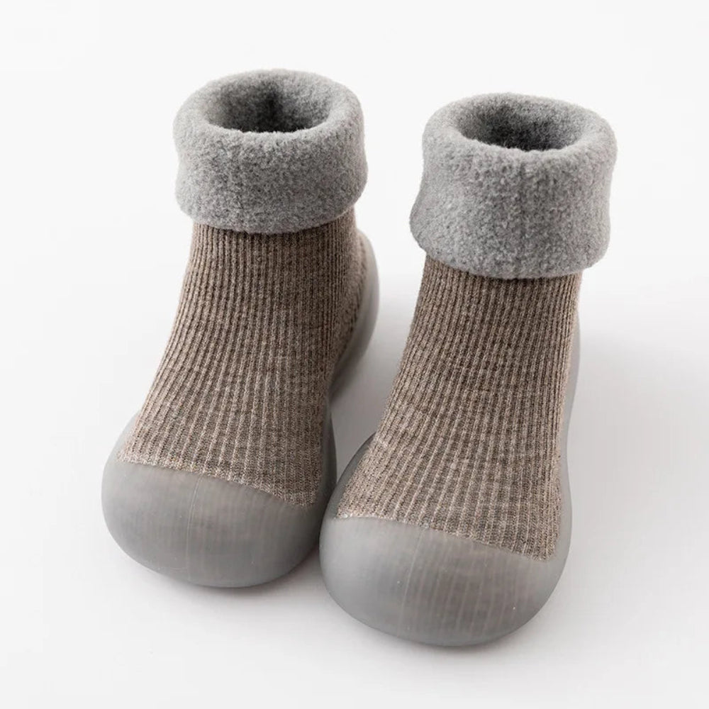 Warmth and Safety – Non-Slip Walking Shoes for Toddlers