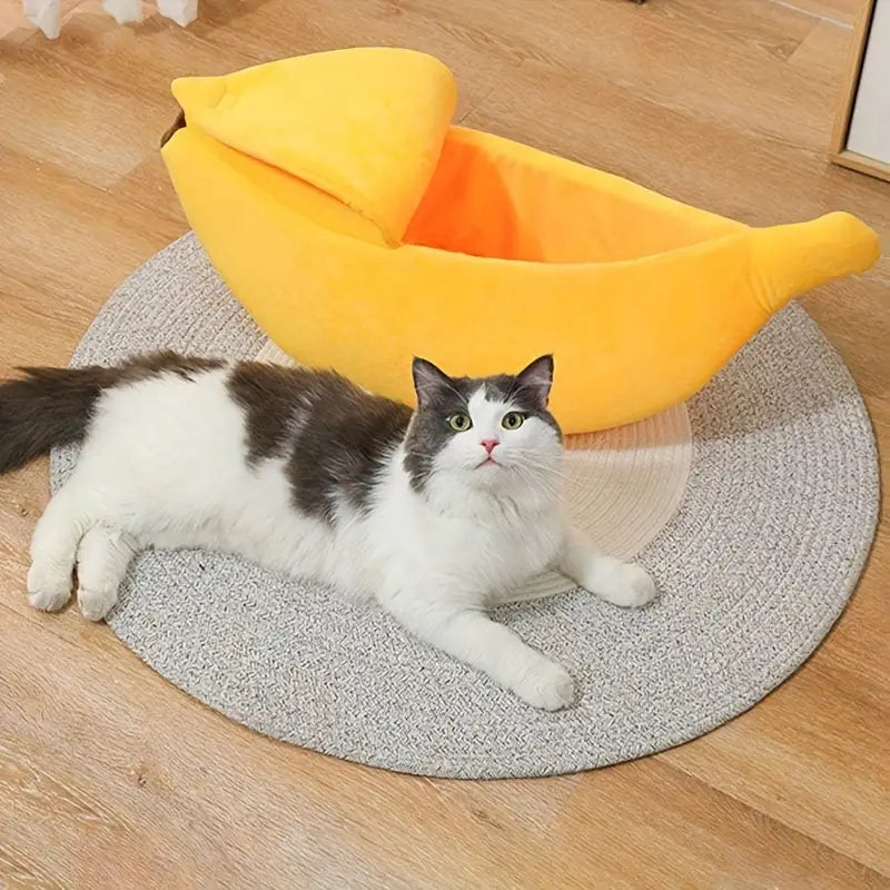 Banana Bed | For Relaxed Sleep and Scratch-Free Furniture