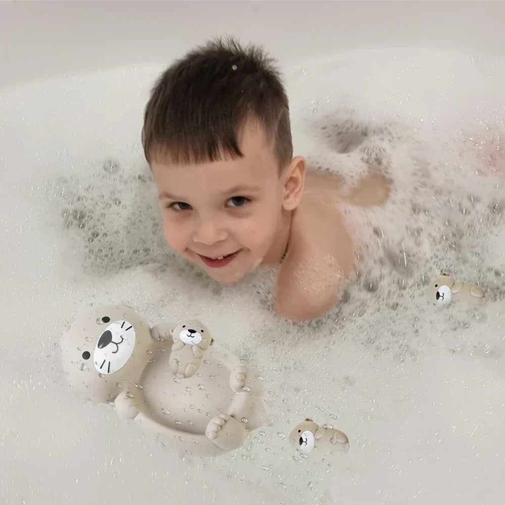 Spaßige Badewannenfreunde - Otterfamilie für die Badewanne