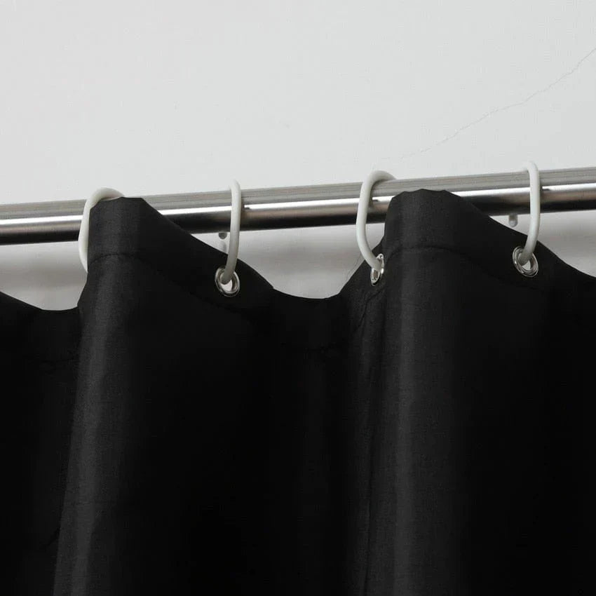 Black Shower Curtains – Water-Repellent and Opaque
