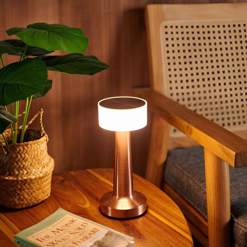 BrassGlow – Table Lamp for Restaurants and Bars