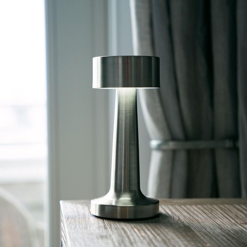 BrassGlow – Table Lamp for Restaurants and Bars