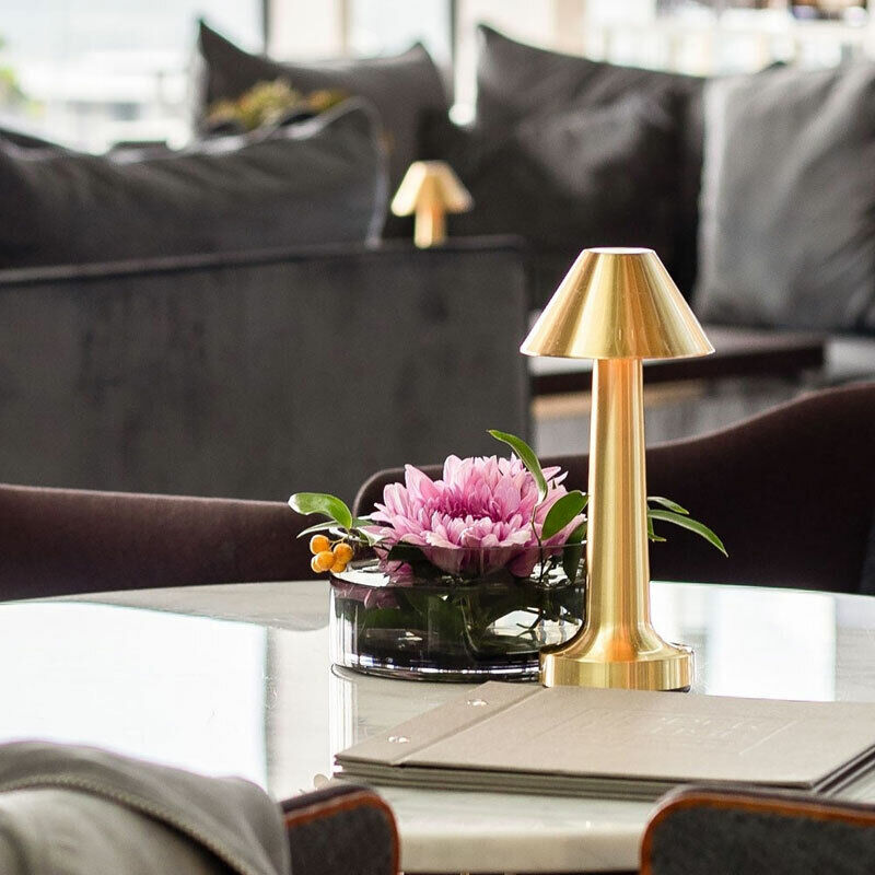 BrassGlow – Table Lamp for Restaurants and Bars