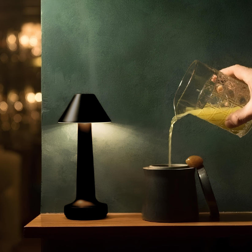 BrassGlow – Table Lamp for Restaurants and Bars