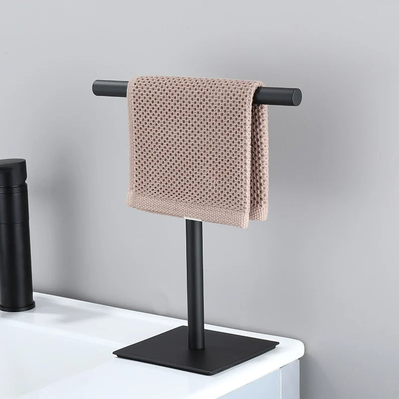 Eleganter Handtuchständer – Stilvoller Halter für Bad und Küche