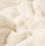 Cozy Blanket - Elegant and cuddly fleece blanket