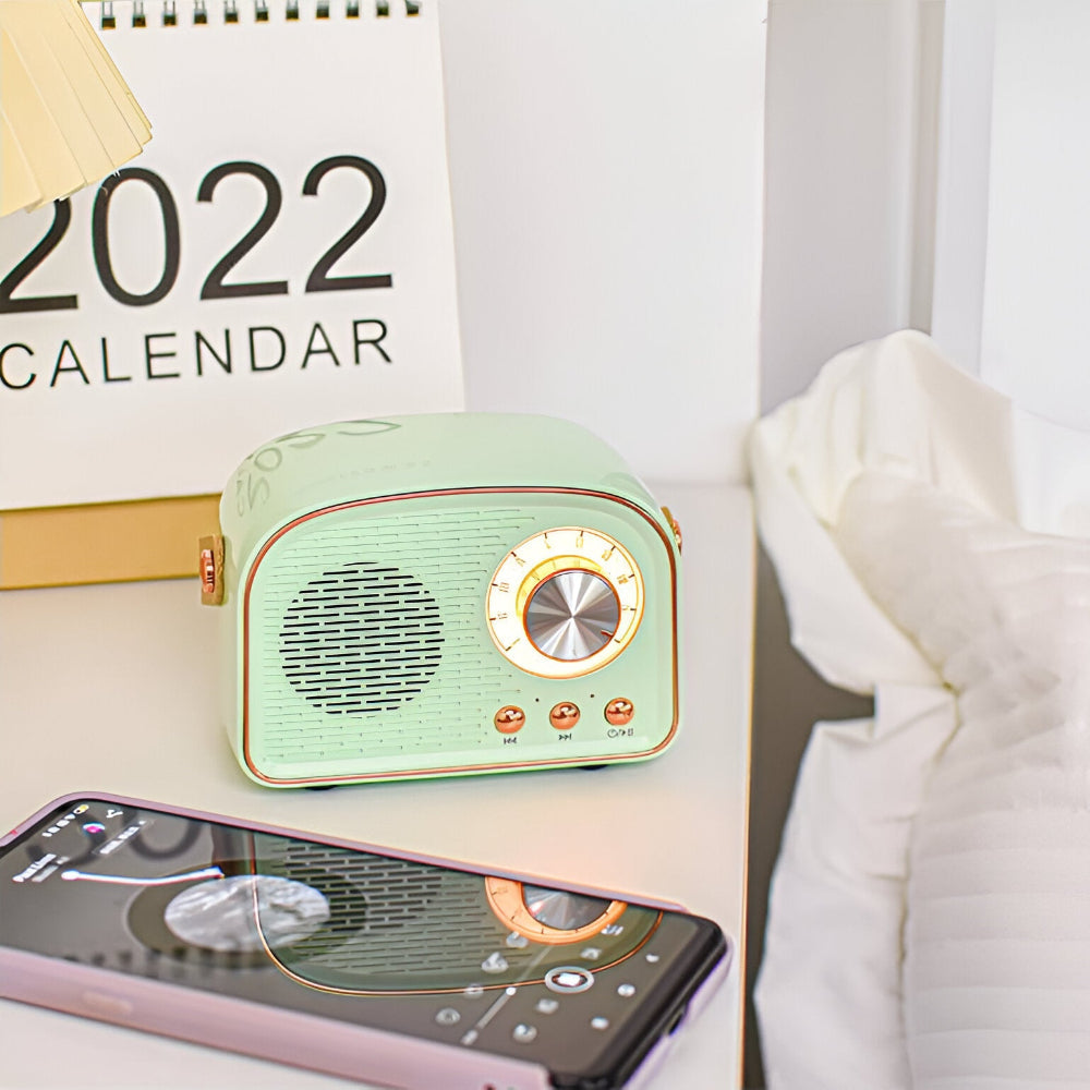 RetroSound | Stylish Bluetooth Speaker – Wireless Sound Experience in Vintage Design