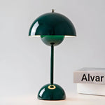 LumiSphere Elegante Tischlampe für stilvolle Beleuchtung