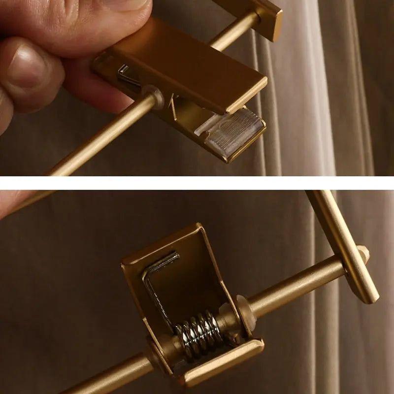 Elegant Matte Trouser Hangers (1+4 Pieces) – Clip System