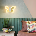 Bunte LED-Wandlampe in Schmetterlingsform für Kinderzimmer
