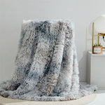 Luxurious Faux Fur Throw Blanket – Washable and Elegant for Cozy Evenings