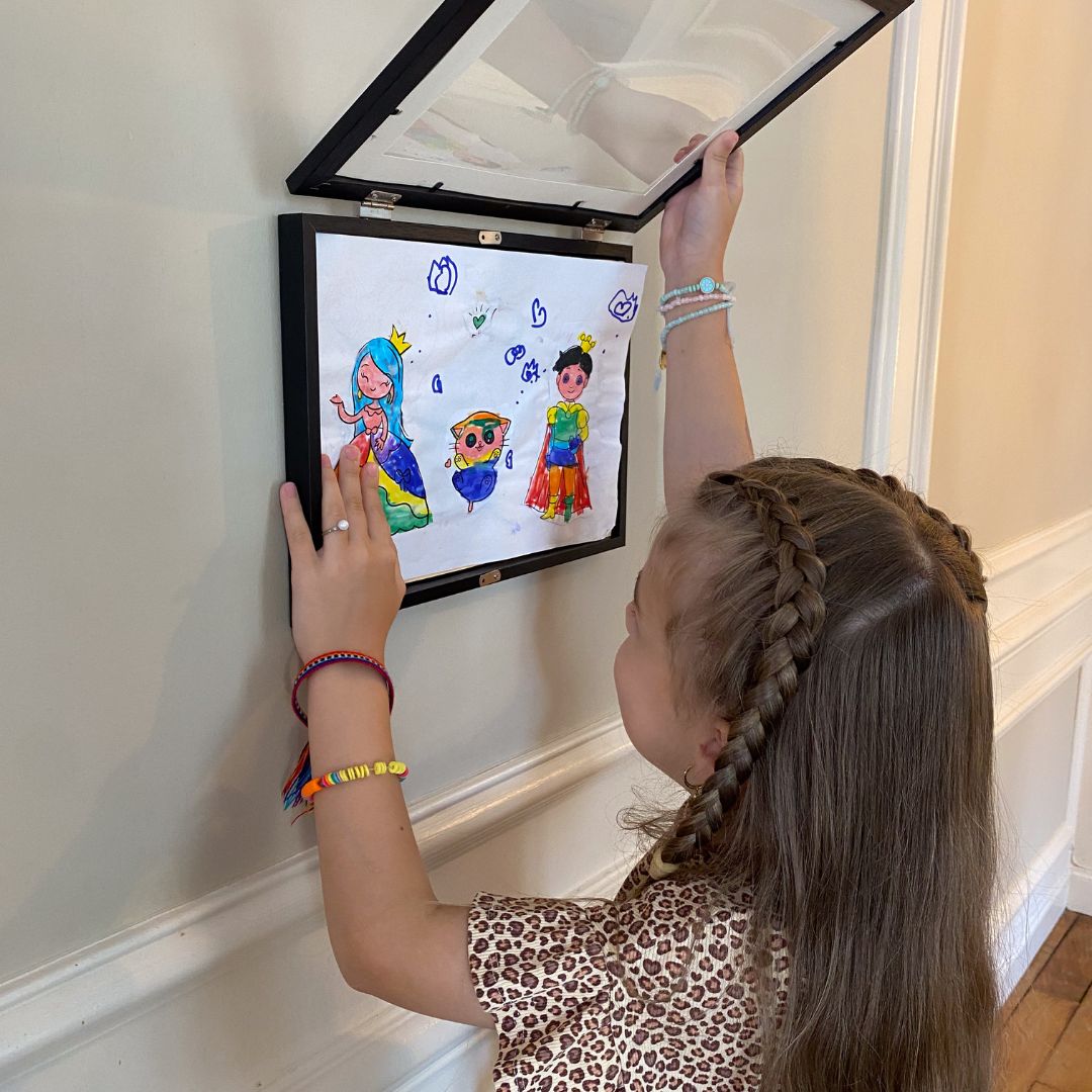 CreatiLuxe - Art Gallery for Young, Talented Artists