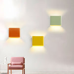 Moderne LED-Wandlampe – Elegante Lichtgestaltung für Ihr Zuhause