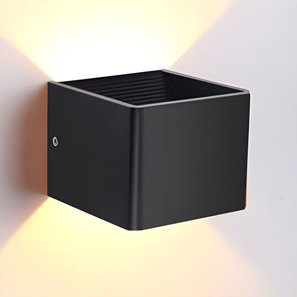 Moderne LED-Wandlampe – Elegante Lichtgestaltung für Ihr Zuhause