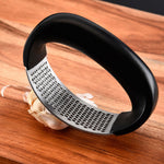 Arc-Shaped Stainless Steel Garlic Press | Your Essential Kitchen Tool