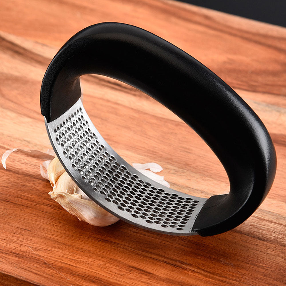 Arc-Shaped Stainless Steel Garlic Press | Your Essential Kitchen Tool
