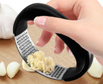 Arc-Shaped Stainless Steel Garlic Press | Your Essential Kitchen Tool