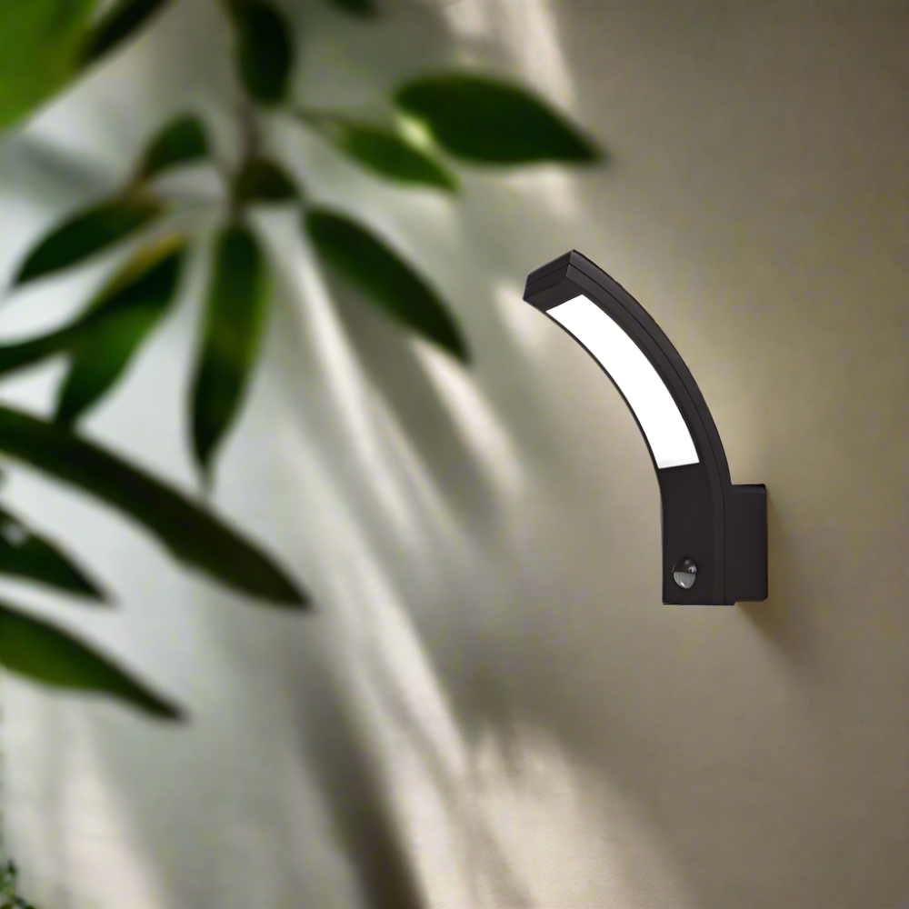 Weatherproof Outdoor LED Wall Light – Smart Motion Sensor Lamp with Elegant Design