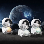 Beautiful Astronaut LED Light