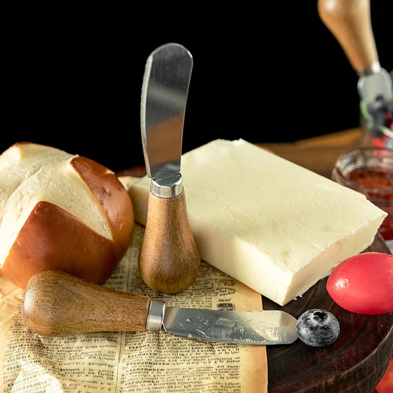 Cute butter knife with stand-up function