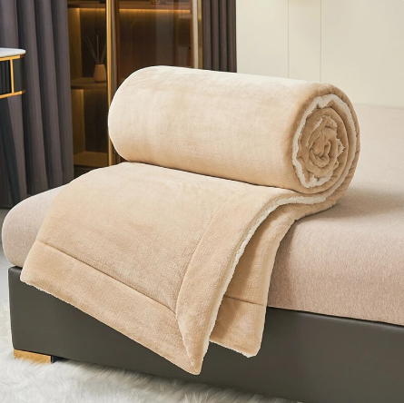 Cozy Blanket - Elegant and cuddly fleece blanket