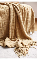 Diamond-shaped blanket