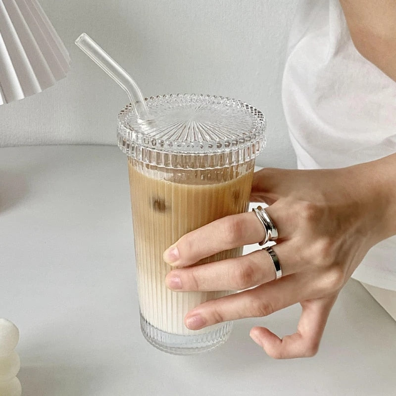 Trendy Trinkglas | Stilvolles Design für jeden Anlass
