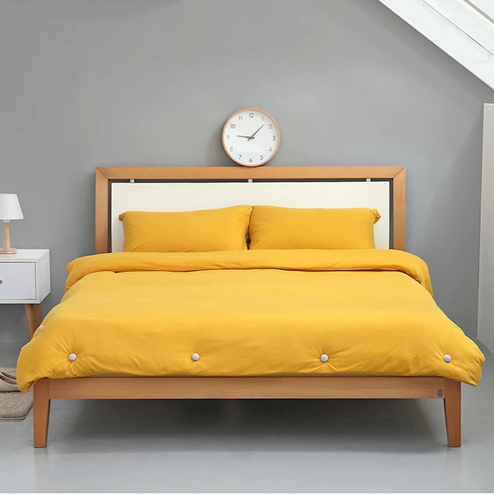 Duvet cover holder