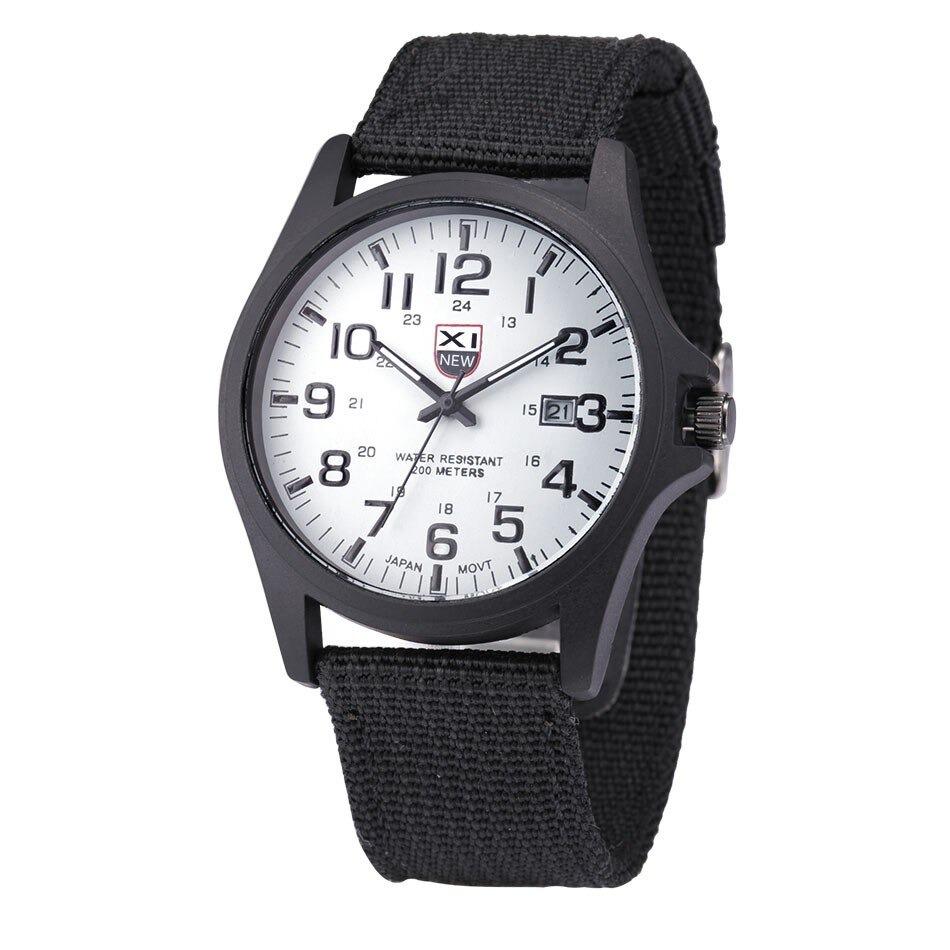 Robuste Armbanduhr im Militärstil für Abenteuer