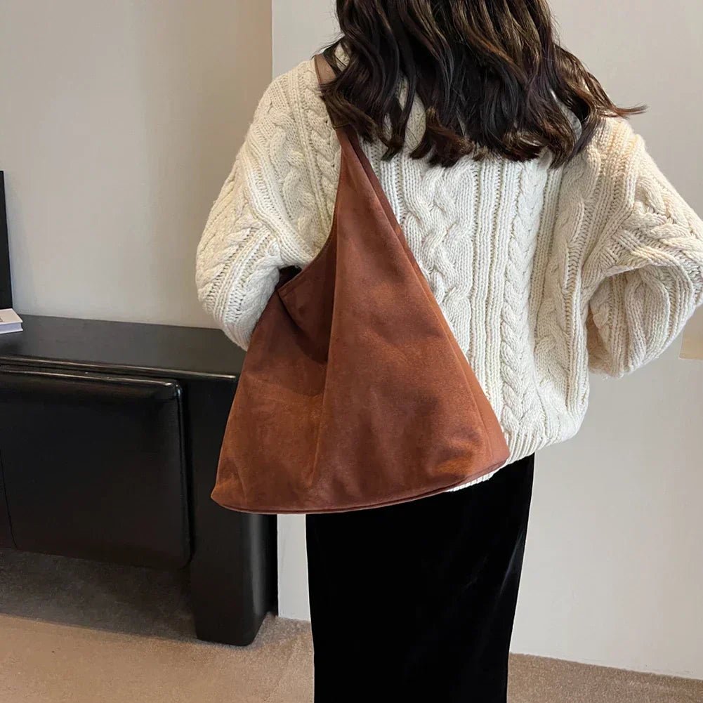 Stilvolle Wildlederhandtasche für modebewusste Frauen