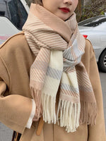 Stilvoller Winter-Schal für Damen
