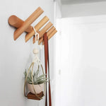 Stylish oak wall shelf with 5 practical hooks