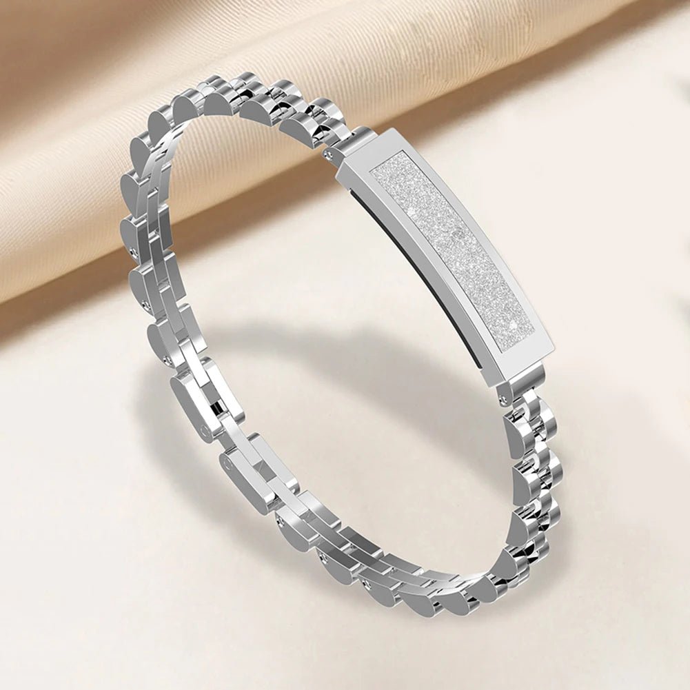 Elegantes Edelstahl-Armband mit integriertem Fitness-Tracker