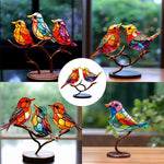 Buntglas Ornamente mit Vögeln auf Ästen