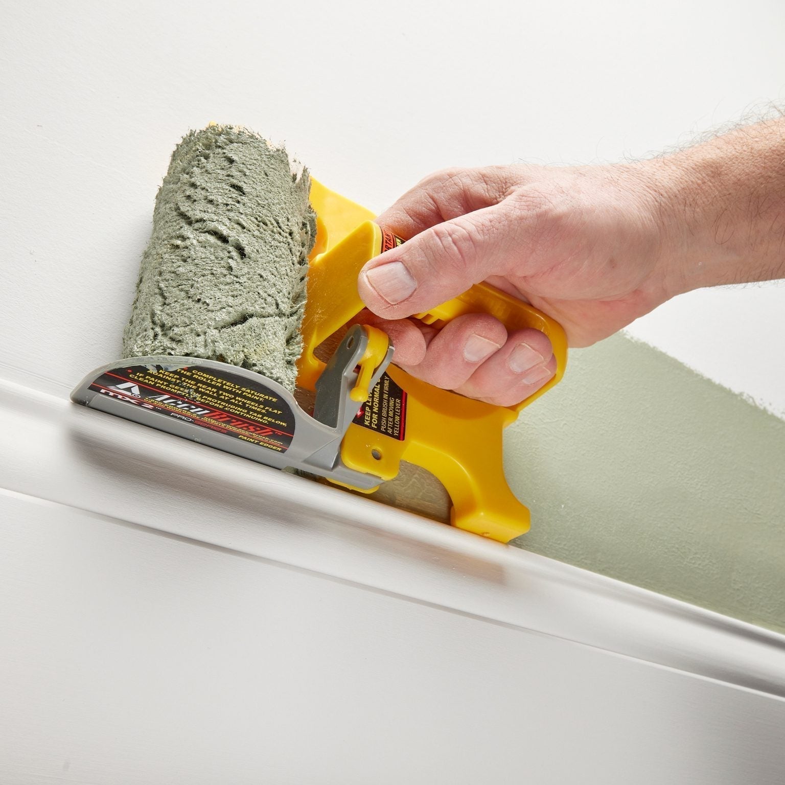 Paint Roller | Precise Edges Without Masking | Innovative Roller Technology