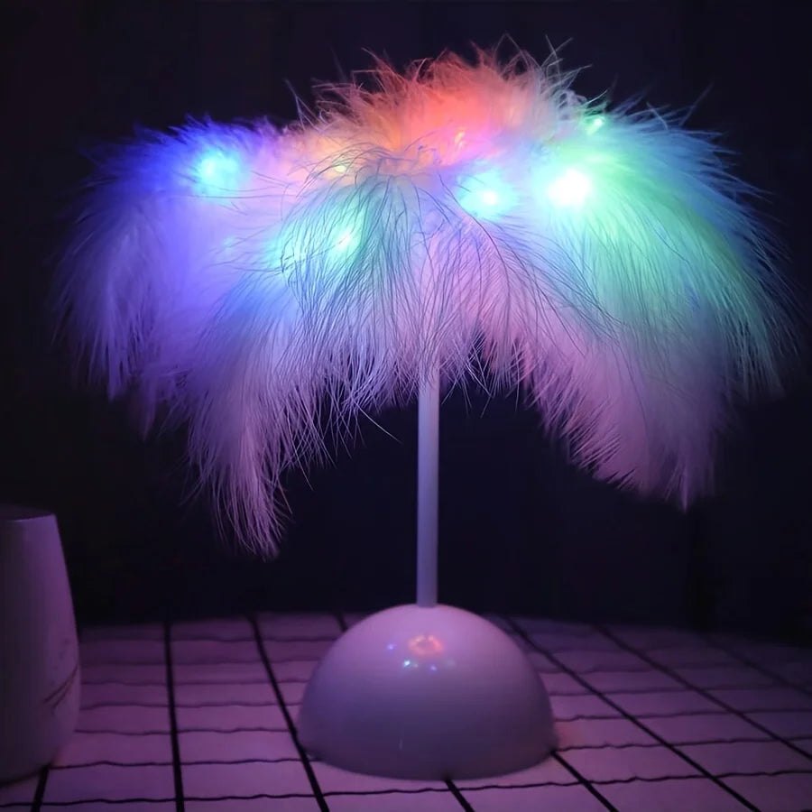 Flauschige Tischlampe mit Warmweißem LED-Licht – Elegantes Nachtlicht für Schlafzimmer und Wohnzimmer
