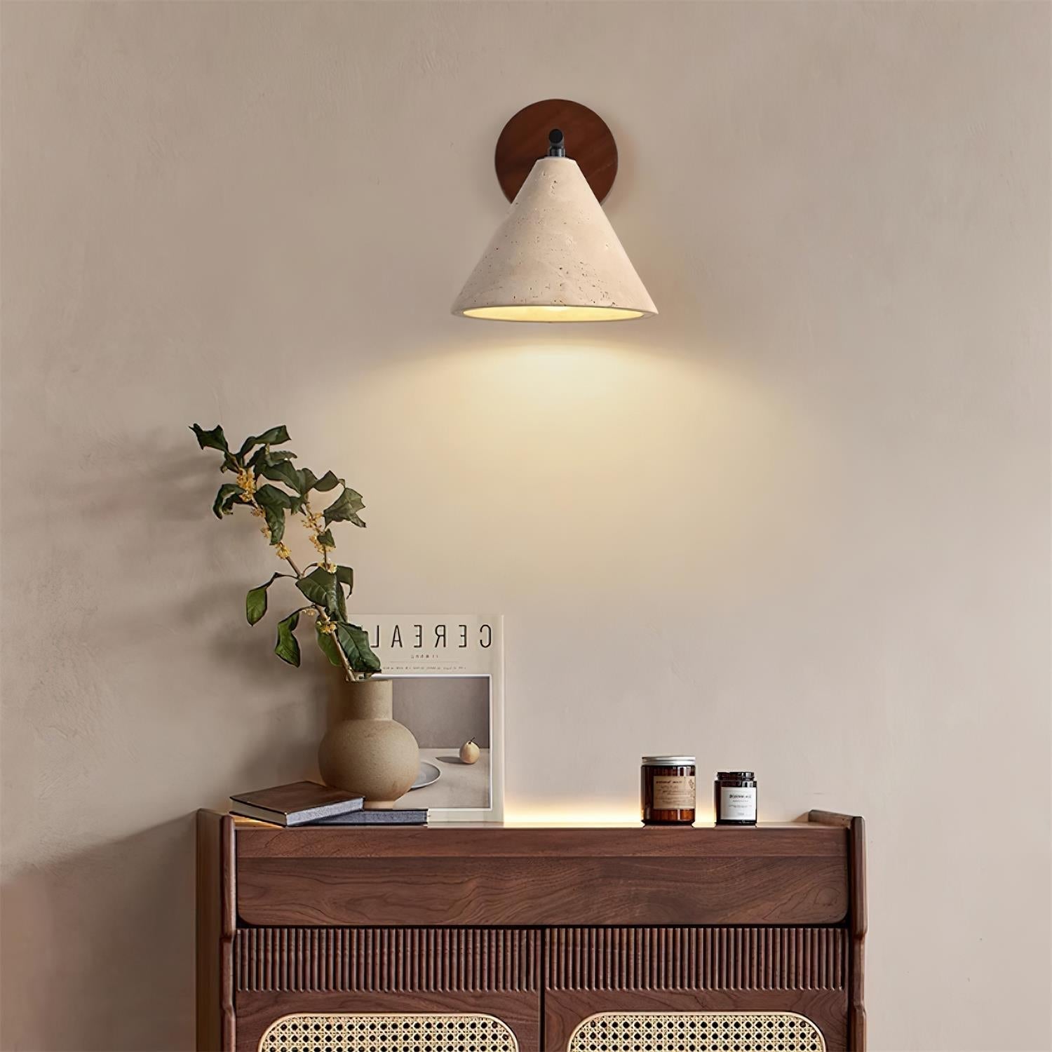 Natural Stone Wall Lamp – Stylish Wooden Light with Travertine Shade for Cozy Illumination