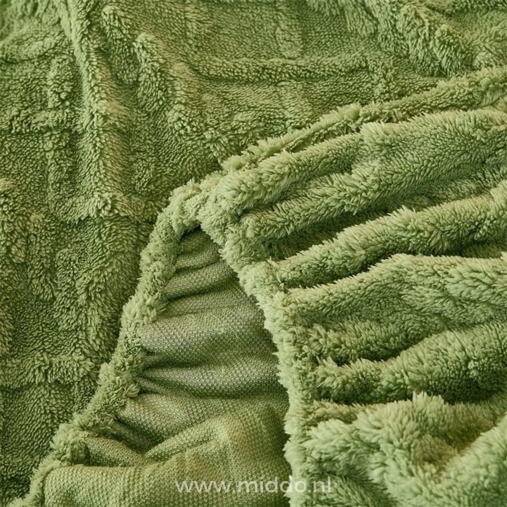 Gemütliches Fleece-Bettlaken-Set | Weich und warm mit Gratis-Kissenbezügen!