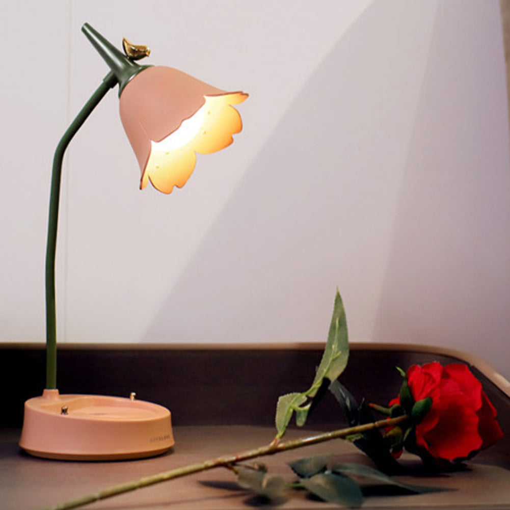 Verspielte Schreibtischlampe mit Touch-Funktion und drei Farbtemperaturen