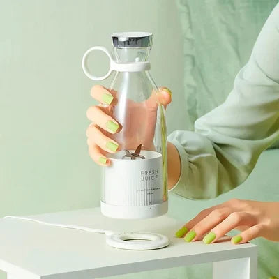 FreshJuice - Tragbarer Mini-Mixer für unterwegs